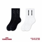ITZY - TUNNEL VISION [POP-UP OFFICIAL MD - SOCKS SET] thumbnail